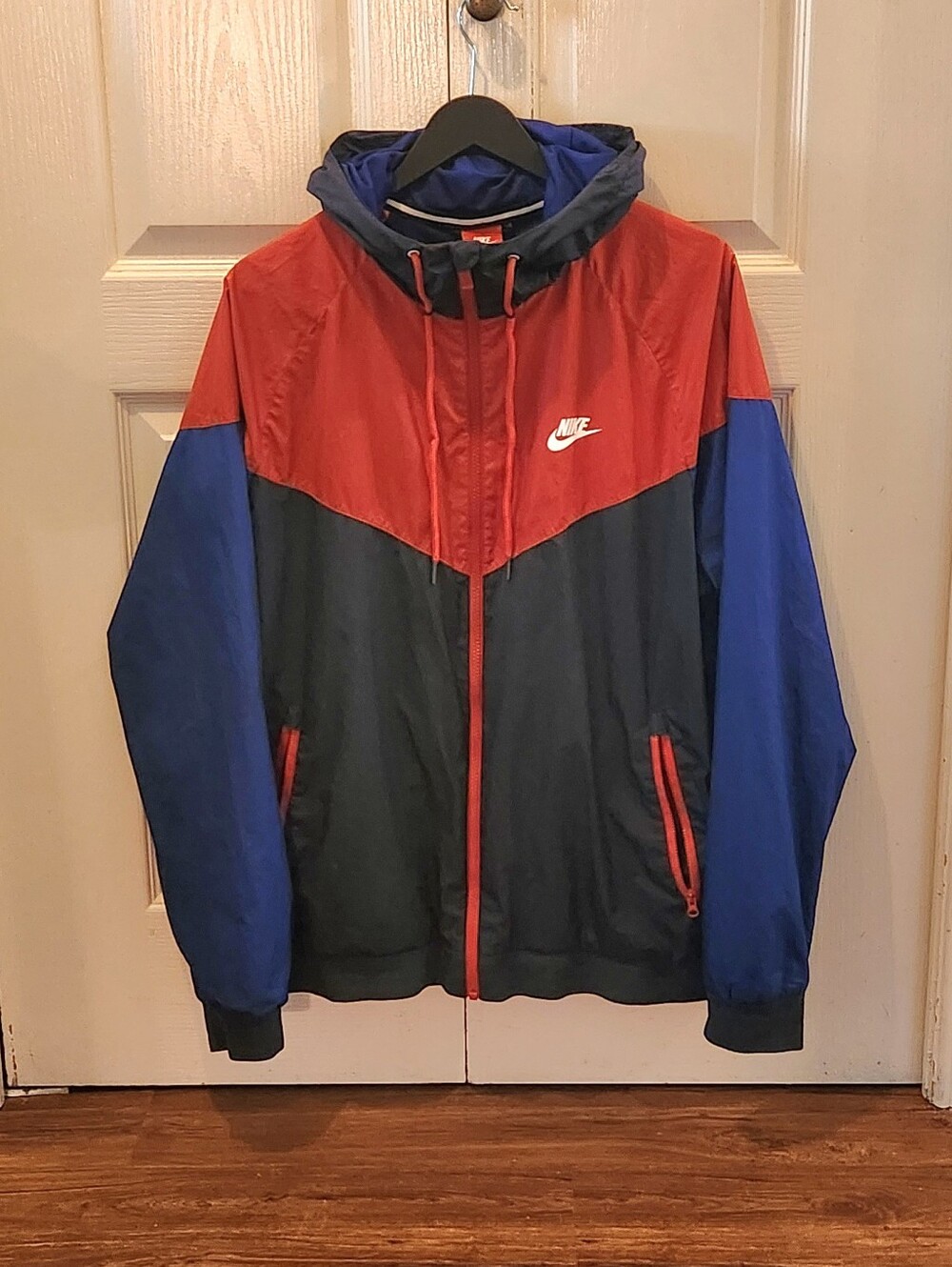 Nike Mens Windrunner Jacket (XL) 🇨🇦